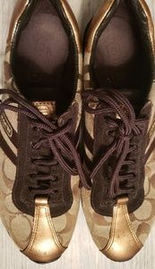 1/8

Coach Women's Kate Signature Jacquard Shoes